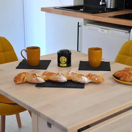 Cosy - Le Chatelain Apartman *